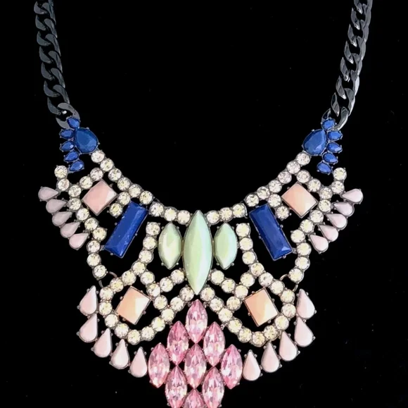 LORI GOLDSTEIN LOGO RUNWAY STATEMENT COLLAR NECKLACE PINK BLUE CRYSTAL GUNMETAL - Picture 4 of 14